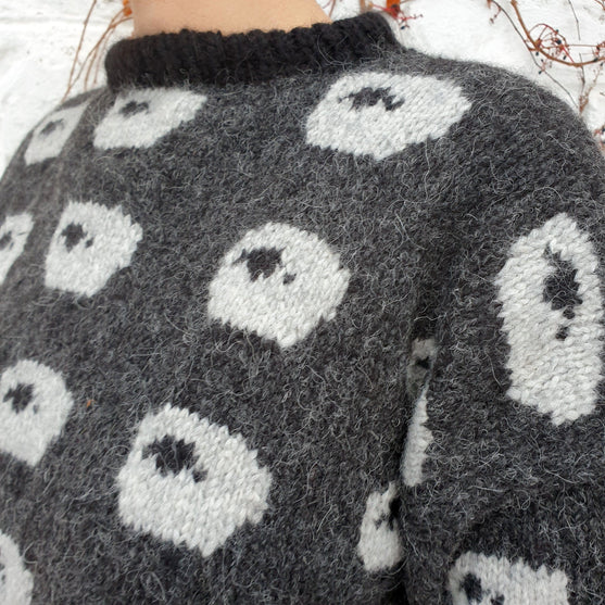 

Dolly Sheep - Sweater
4