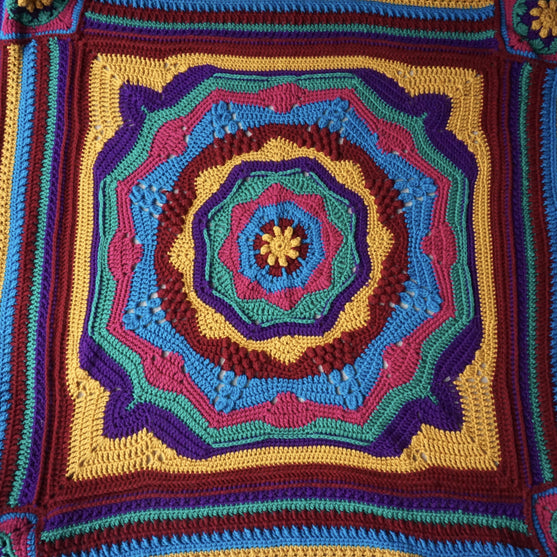 

Mandala - Blanket
2