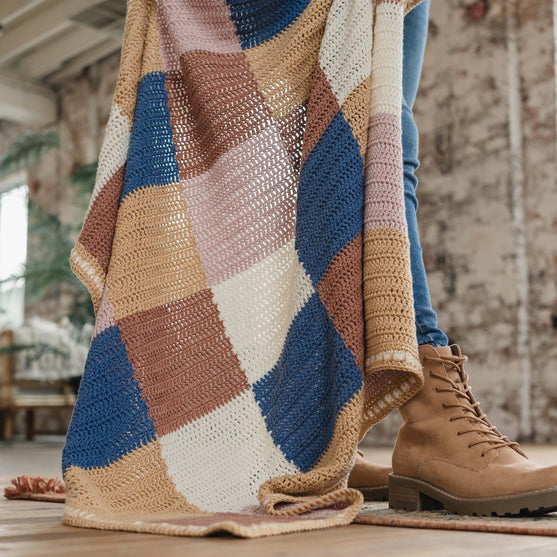 

Quinn - Baby Blanket
7