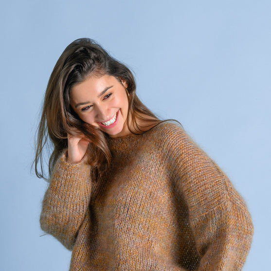 

Lina Sweater
2