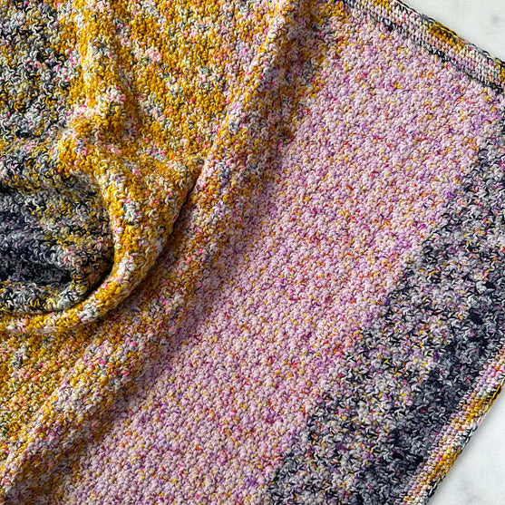 

Mazzy - Baby blanket
4