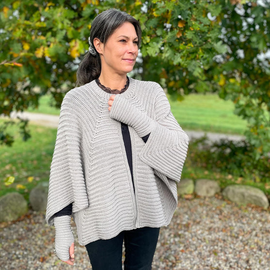 

Embrace - Wrist Warmers
2