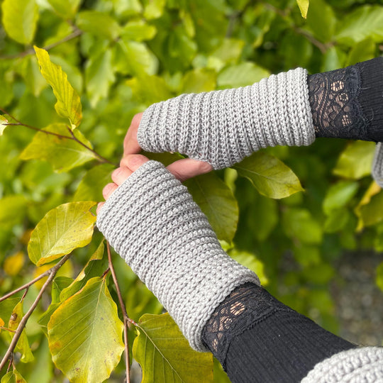 Embrace - Wrist Warmers