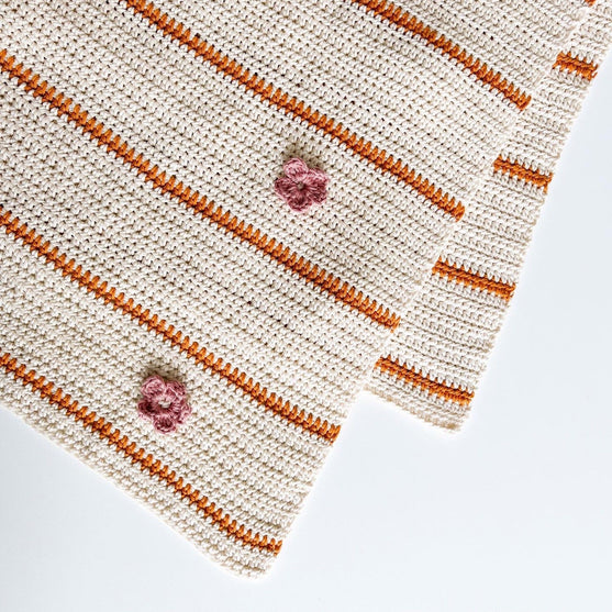 

Flower Bud - Blanket
2