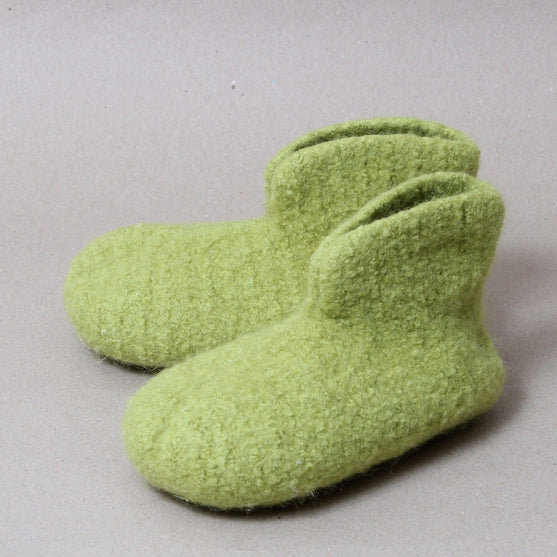 

Chap - Crocheted children’s slippers
1