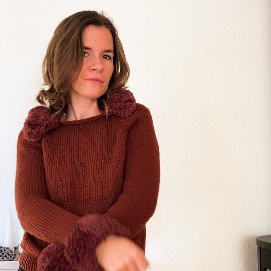 

Furry Friend - Sweater
3