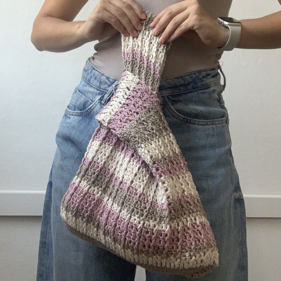 

Serene - Knot Bag
1