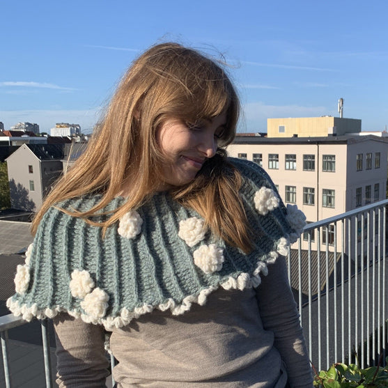 

Hush - Shoulder Wrap
5