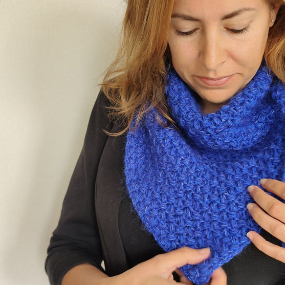 

Triangle Bean - Cowl
2
