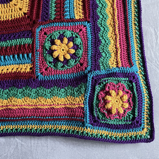 

Mandala - Blanket
5