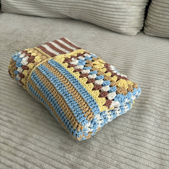 

Sunshine - Baby Blanket
5