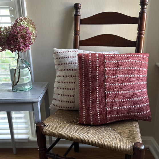 

Cedar Stitch - Pillow
3