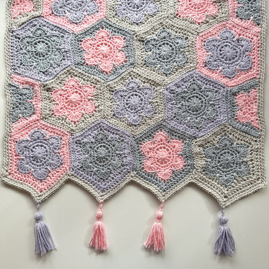 Cozy Hexi Flower - Blanket