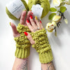 

Amarië - Fingerless Gloves
5
