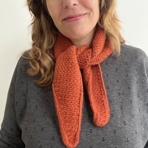 

Lucy - Scarf
1