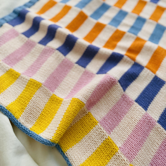 

Hilma - Baby Blanket
4