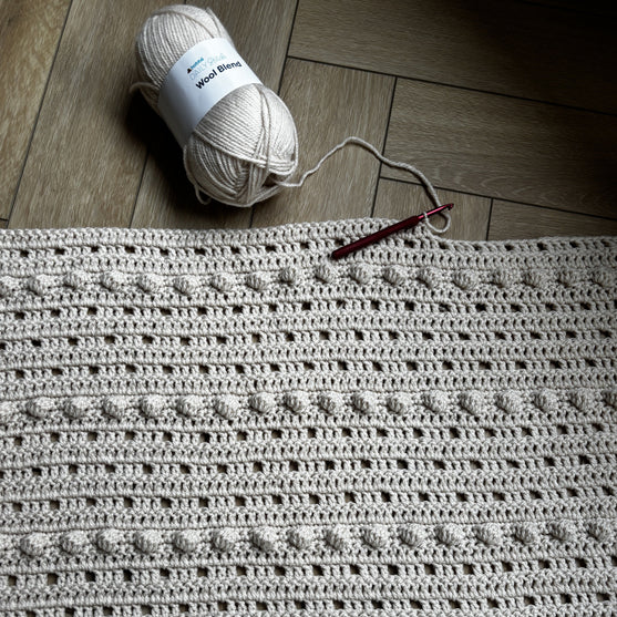 

New Hope - Bobble Blanket
5