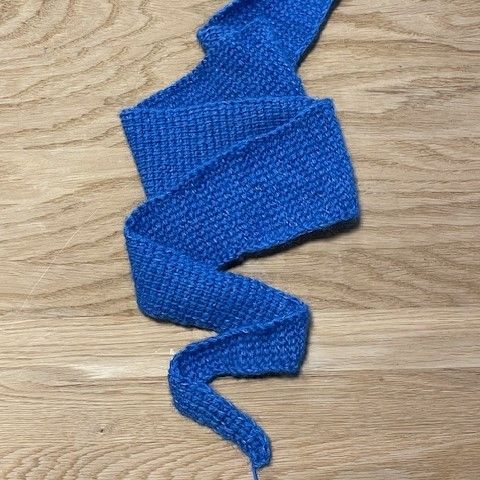 

Boa - Scarf in Tunisian Crochet
4
