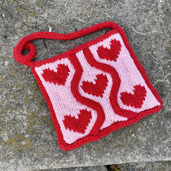 

Twisted Love - Bag
1
