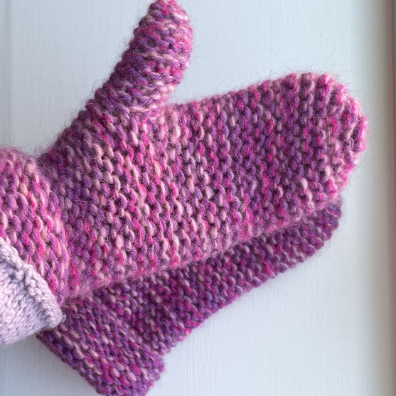 

Ultra Easy Garter Stitch Mittens
3