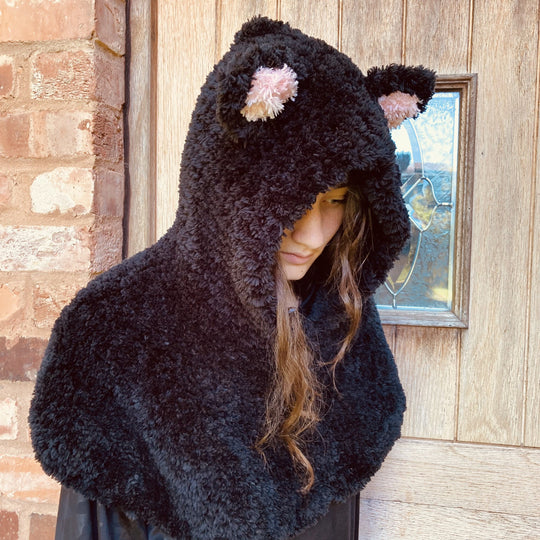 Hooded Cat - Cape