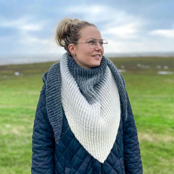 

In-Lines Alpaca - Shawl
1