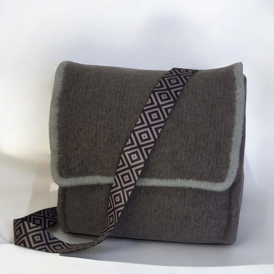 Jess  - Felted Bag