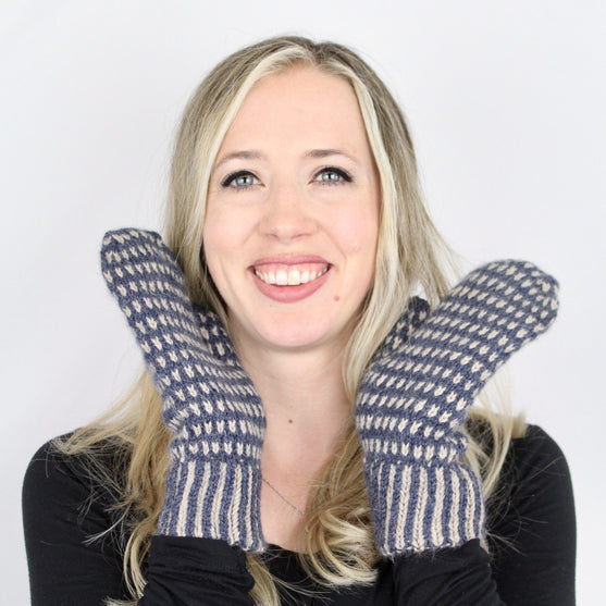 

River Stone - Mittens
3