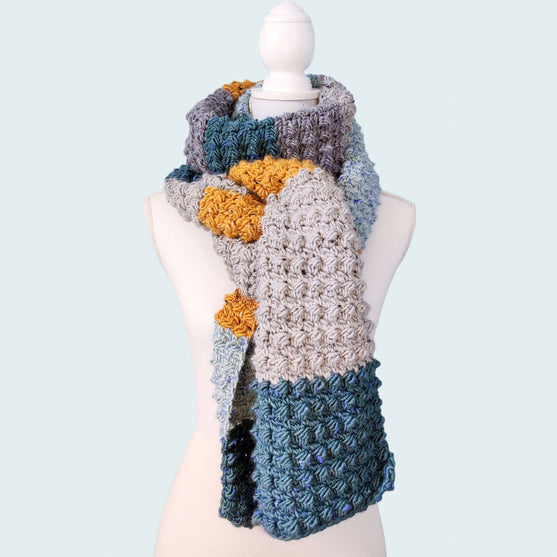 

Tweed Delight - Scarf
1