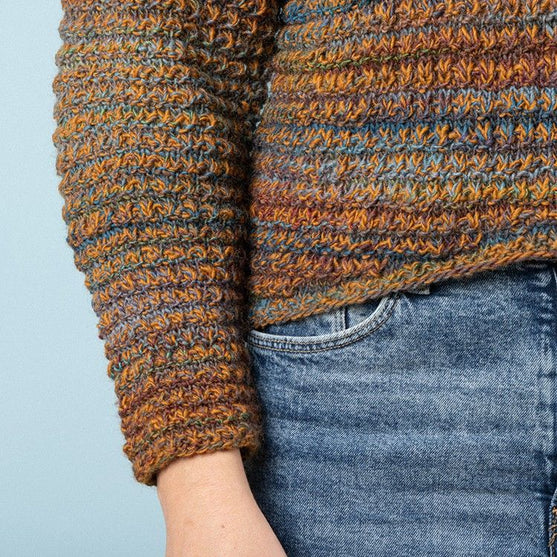

Nanna - Sweater with relief pattern
7