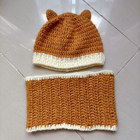 

Cat - Children’s Beanie and Infinity Scarf
1