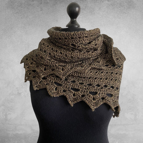 

Dream and Shine - Scarf
1