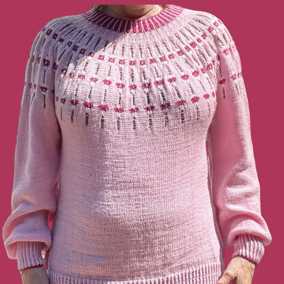 

Mandelblomst - Sweater
1