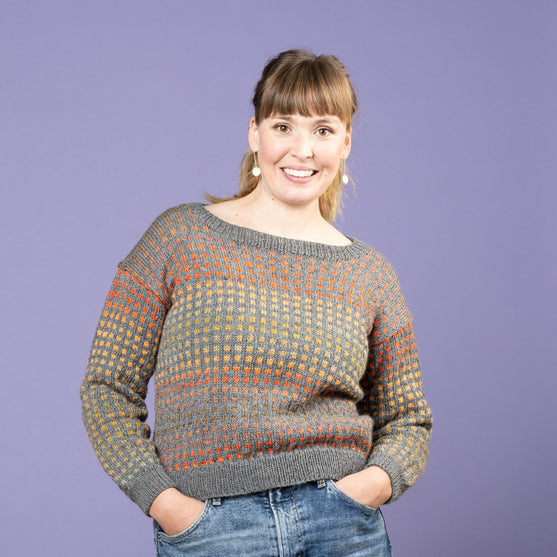 

Pi - Sweater with dots
1