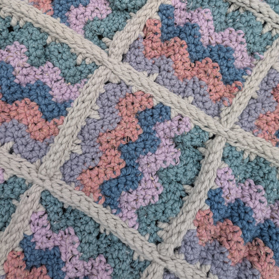 

Sunset Waves - Throw
4