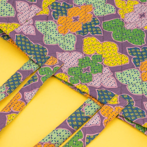 

Quilted Shopper - Oversize - Hobbii
5