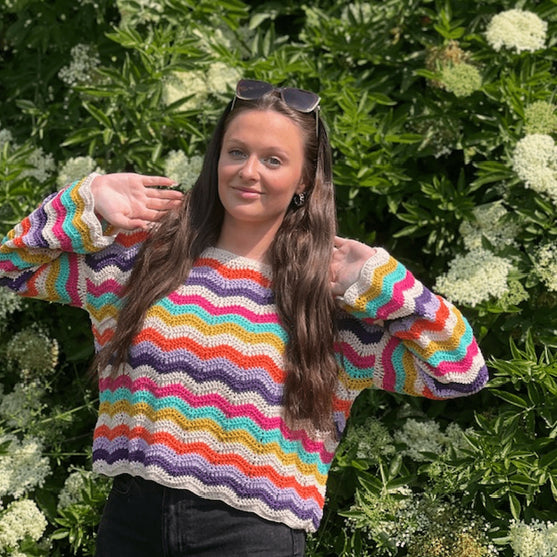 

Dancing on the Waves - Sweater
3