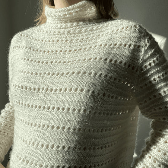 

Easy Spring Blouse
1