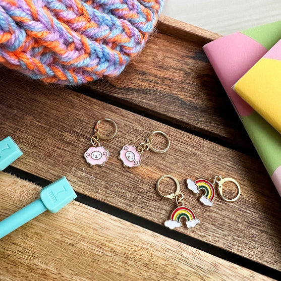 

Stitch Markers - Hobbii
4