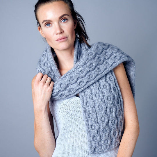 Dee Scarf