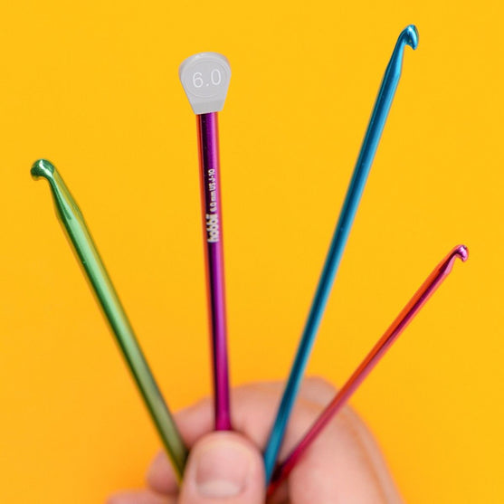 

Alu Tunisian Crochet Hook Set - 27 cm (10.6 in) - Hobbii
5