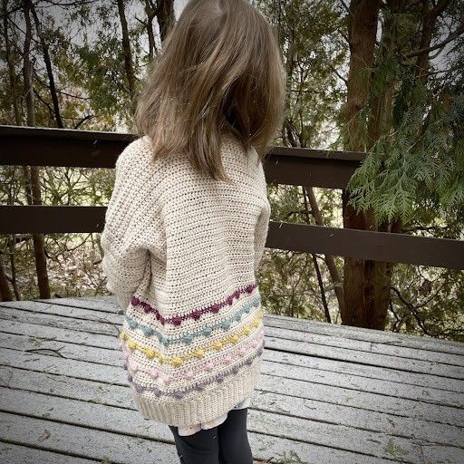 

Bubblegum - Children’s cardigan
3