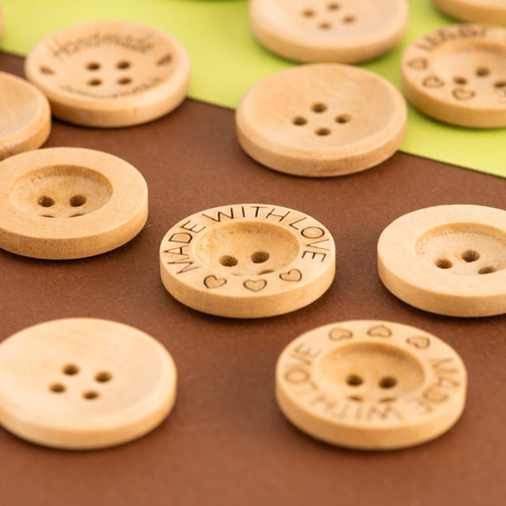 

Wooden Buttons - 21 mm (0.8 in) - Hobbii
4