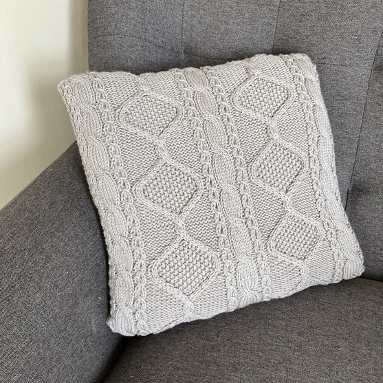 

Woodland Cable - Pillow
2